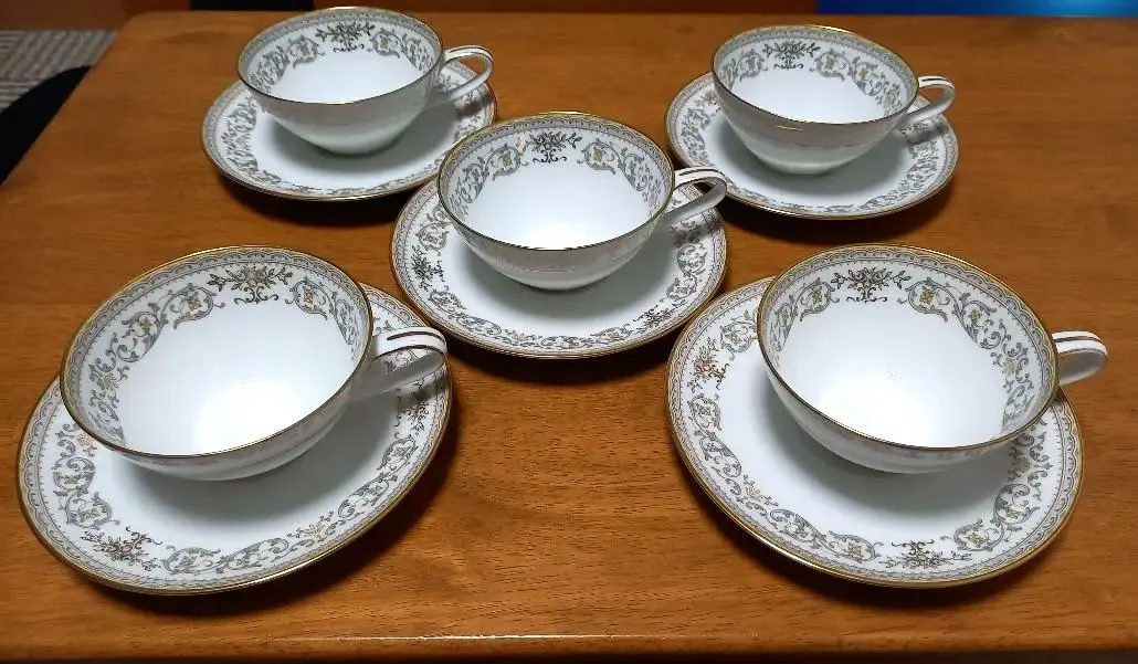 2026年最新】ノリタケ gracelynの人気アイテム - メルカリ