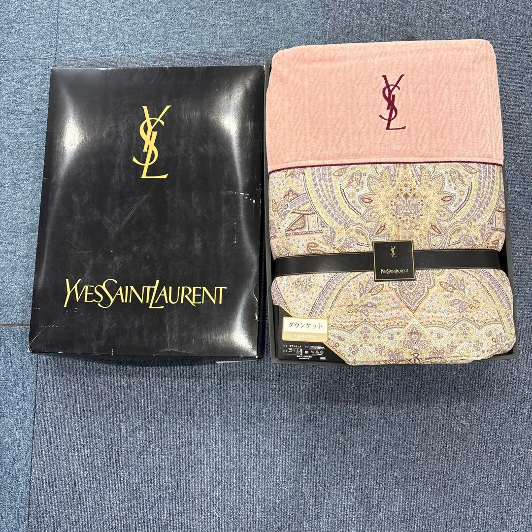2026年最新】イヴサンローラン ダウンケット の人気アイテム - メルカリ