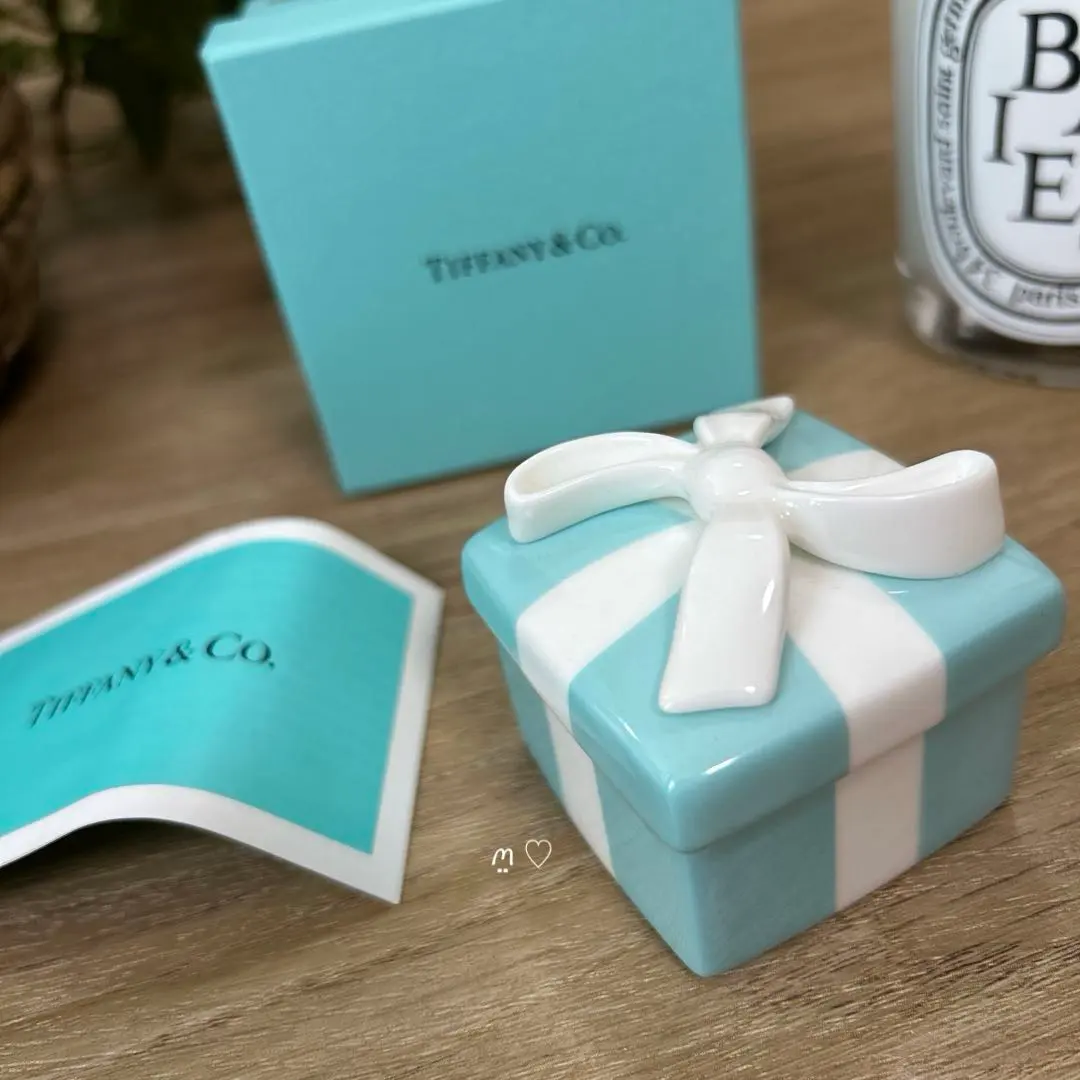 2026年最新】ティファニー 小物入れ ミニブルーボウボックス 陶器の