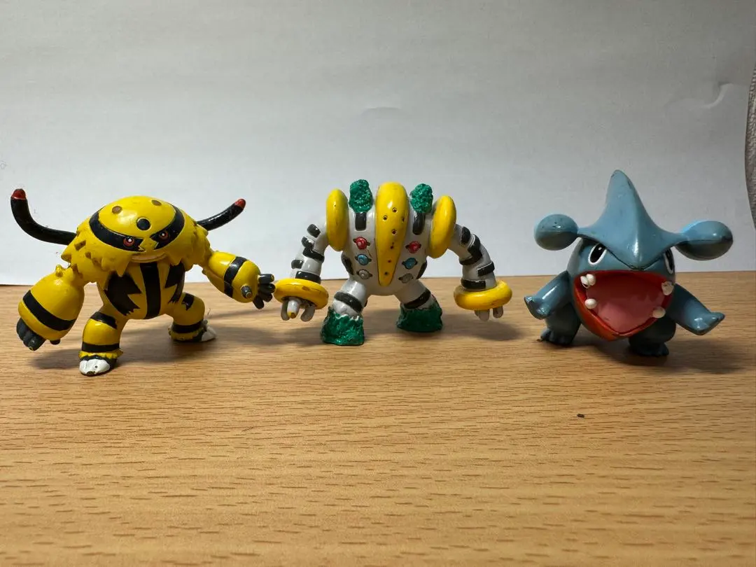 2026年最新】メガヤンマ モンコレの人気アイテム - メルカリ