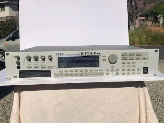 2026年最新】korg triton rackの人気アイテム - メルカリ
