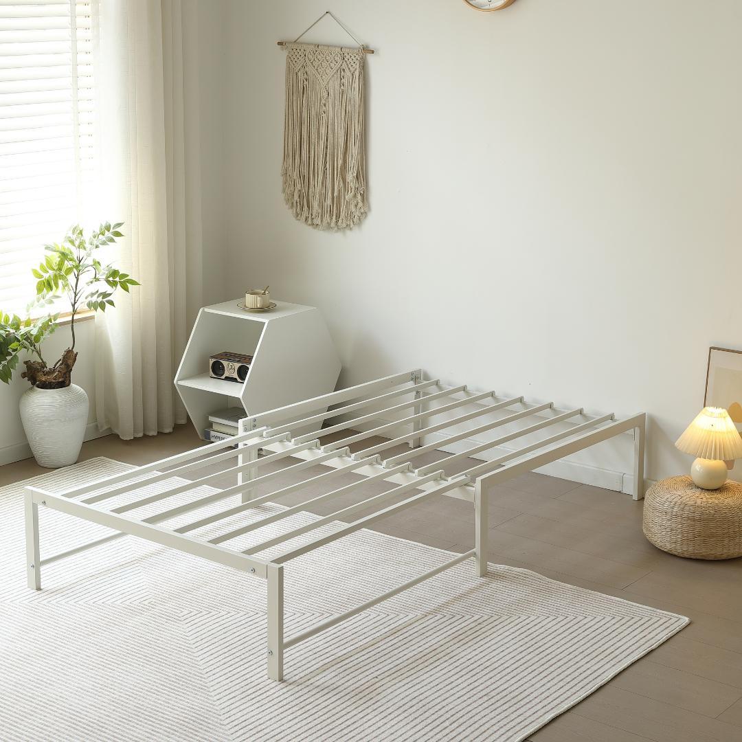 【ホワイト】伸長式ベッド シングル パイプベッド 伸縮 下収納 パイプベッド Amazon｜ディベッド ソファベッド シングル パイプベッド 伸長式ベッド
