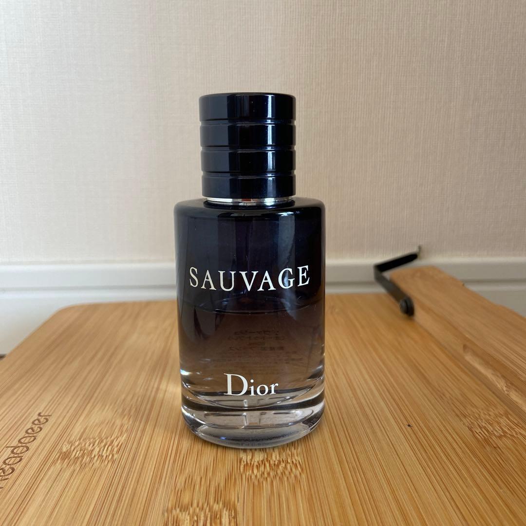 Dior SAUVAGE 香水（男性用） - メルカリ