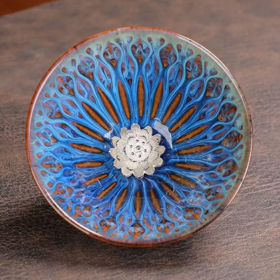 青と白の花模様の茶碗 Amazon｜浜陶 波佐見焼 和山窯 flowers くらわんか碗 茶碗 一輪花柄