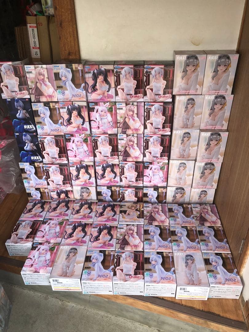 ニケ　ニッケ　NIKKE フィギュア　アニス　モダニア　アリス　63個
