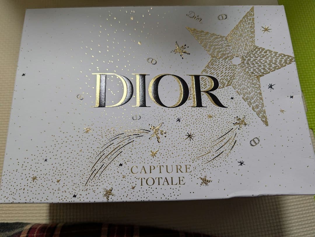 ✩お値下げ☆新品未使用✩Dior カプチュールトータルホリデーセット　ポーチ付き 楽天市場】ディオール カプチュール トータル ポーチ セットの通販