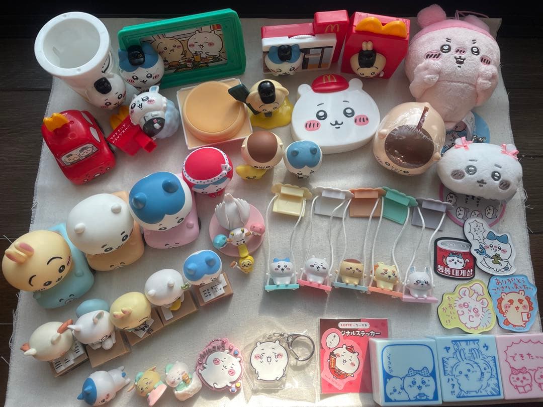 ちいかわセット Canバッチgood! ちいかわセット | ちいかわ｜バンダイ公式サイト