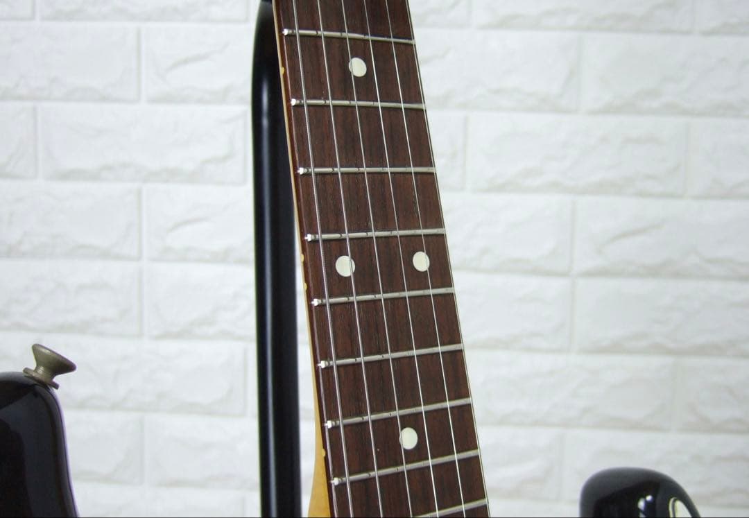 Fender Japan ST62 JVシリアル 1982年製 最初期EX - メルカリ