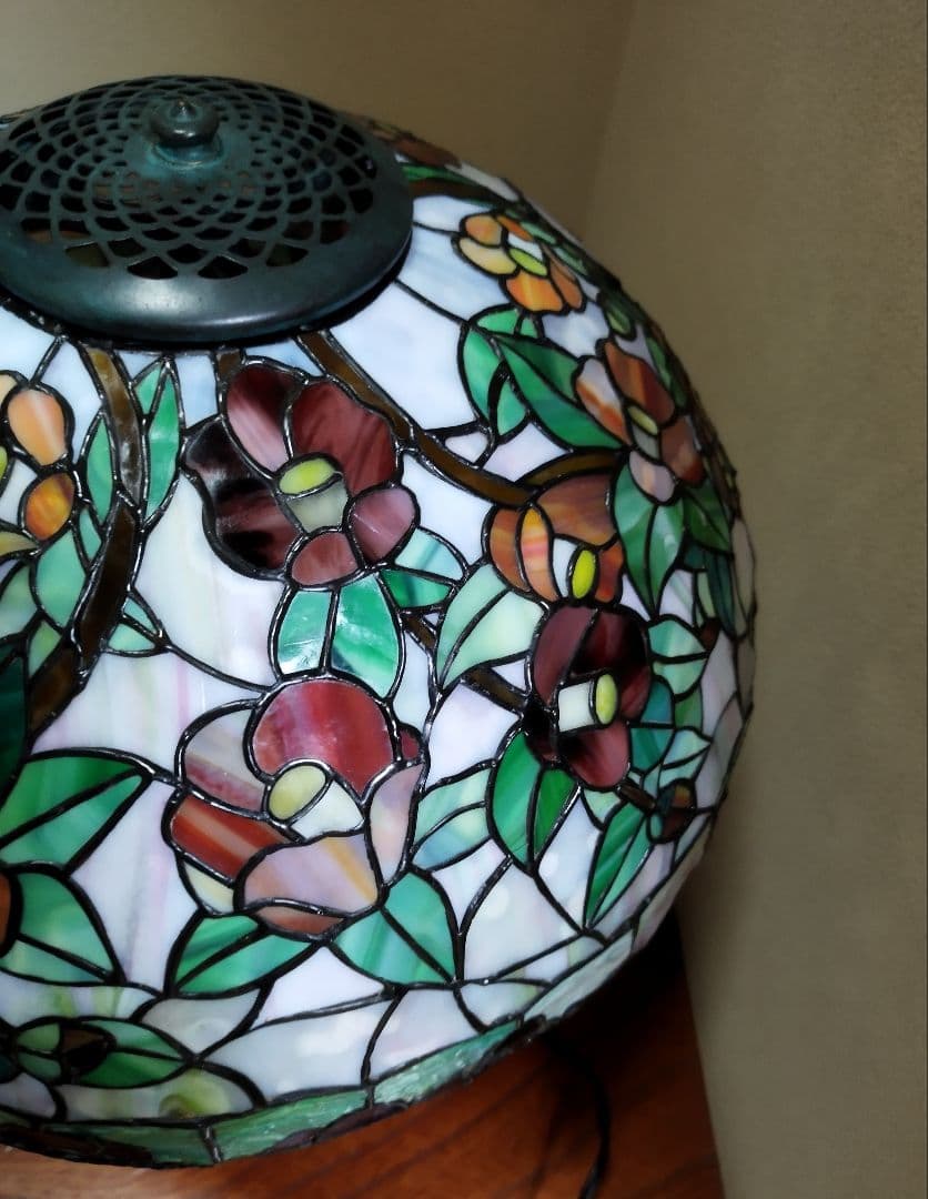 ステンドグラスランプ 椿 - メルカリ