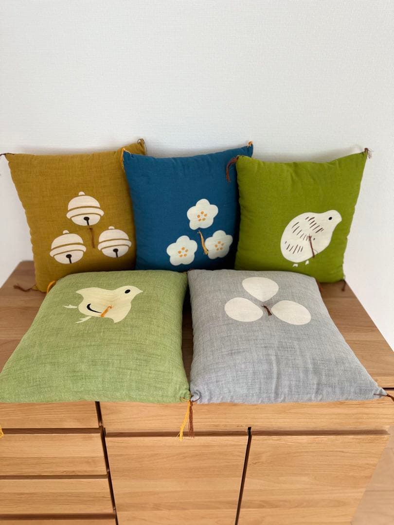 ポンピン堂　型染め本縫い小座布団 型染め本縫い小座布団「霞」|【本品堂】公式オンラインストア – 本品堂