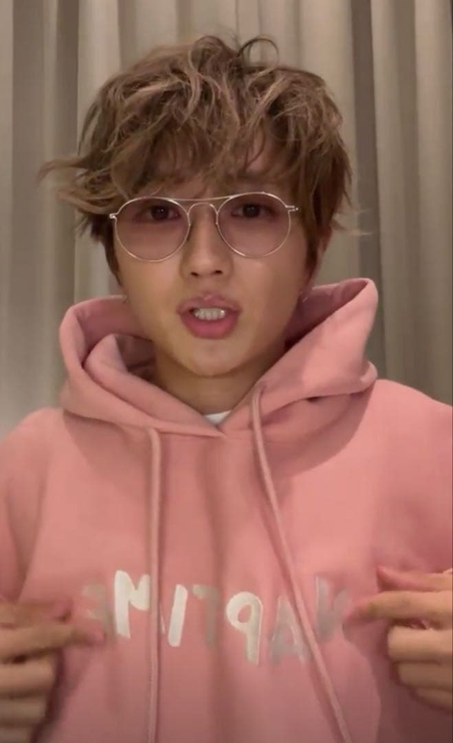 ナップタイム naptime. Nissy パーカー イエロー ピンク - メルカリ