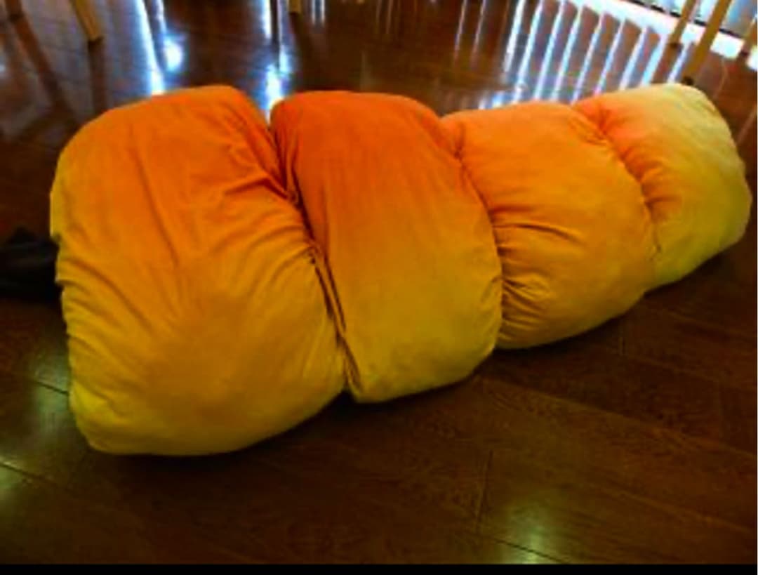 チョココロネ寝袋 - メルカリ