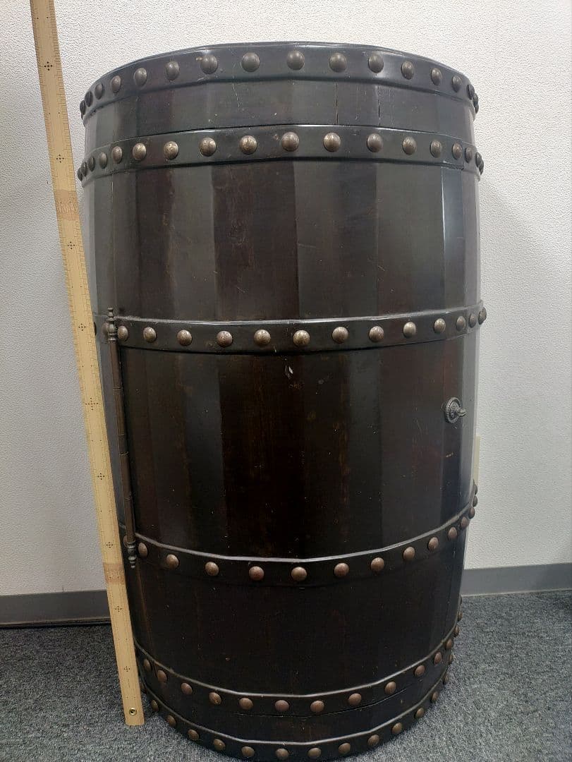 アンティーク 樽 キャビネット ウイスキー樽ラックキャビネットの通販・販売 － 木製雑貨の専門店F-RAISE