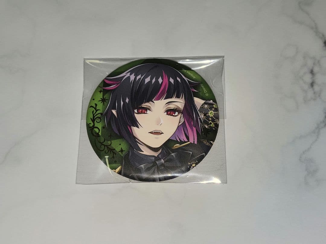 ツイステ ブレイジングジュエル 缶バッジ リリア - メルカリ