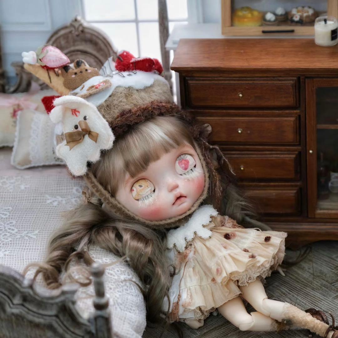 カスタムブライス 海外作家様 幼い 惹かれる 白まつ毛 小さなお目目