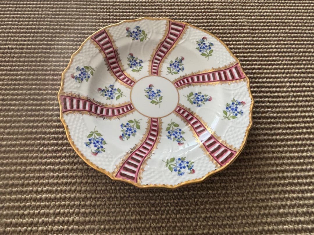 HEREND 勿忘草　ピンク　ケーキ皿 マイセン マイセンのバラ（ピンク） ケーキ皿 020110/00501 | マイセン