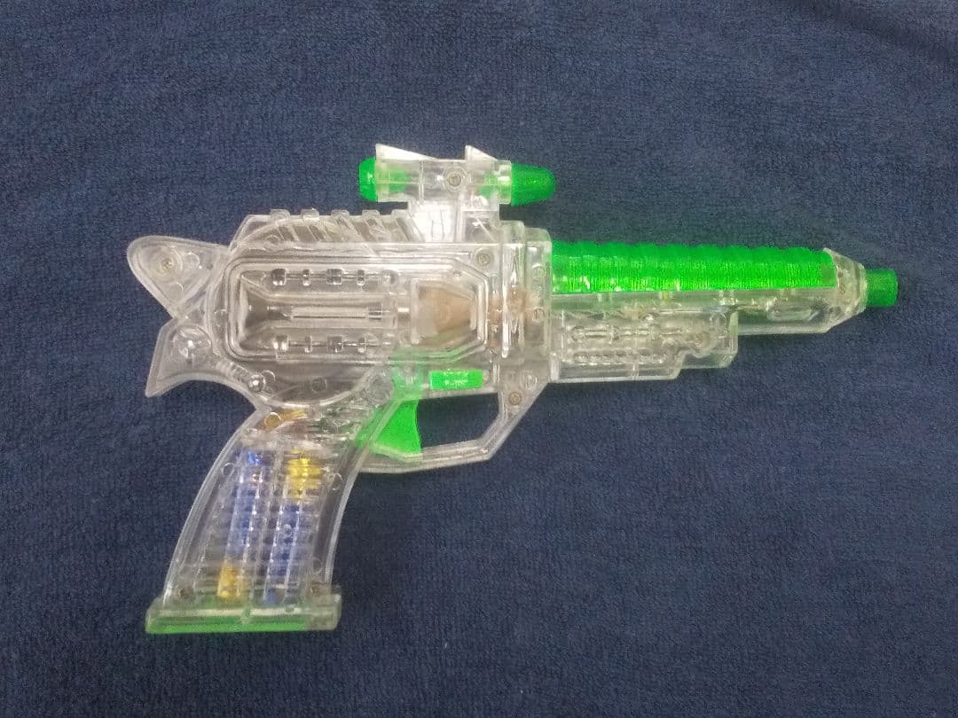 ピカチカピストル 光線銃 レーザーガン TALBO - メルカリ