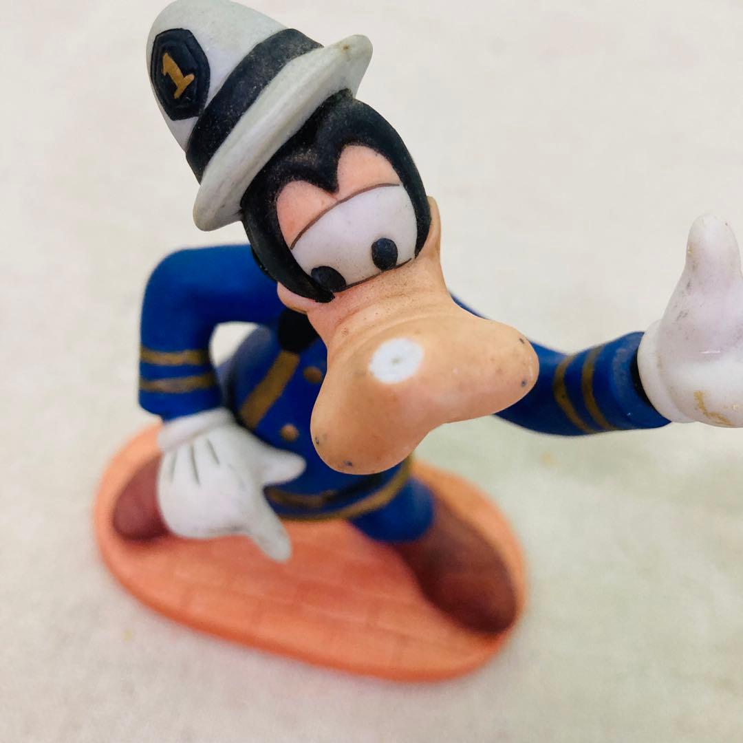 Disney 東京ディズニーランド グーフィーフィギュア 陶器 置物 - メルカリ