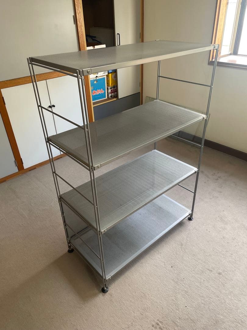【手渡し限定】無印良品4段スチールラック シルバー　中古品 無印良品(MUJI)の人気の4段スチールユニットシェルフです！2人暮らしに