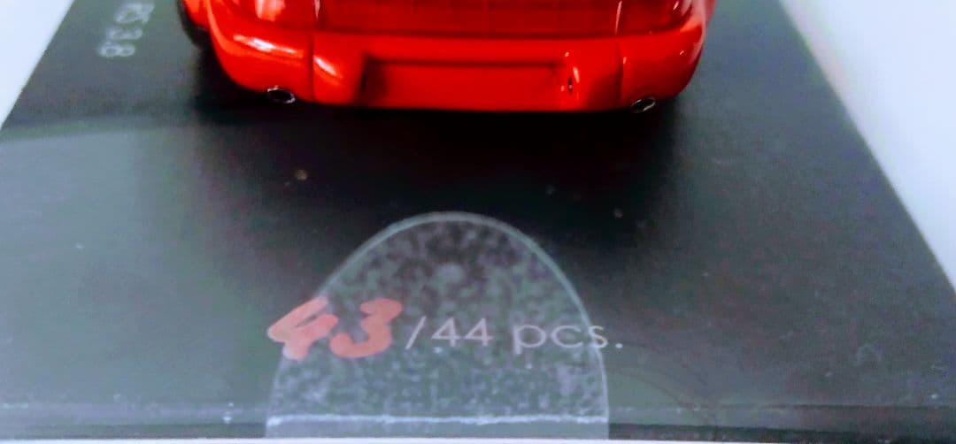 限定44台本体未使用スパークモデル ポルシェ911(964)3.8RS