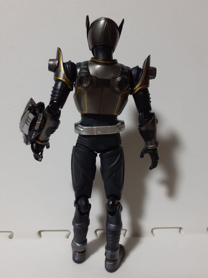 現状品]改造品S.H.Figuarts仮面ライダーリュウガ figmaオニキス - メルカリ