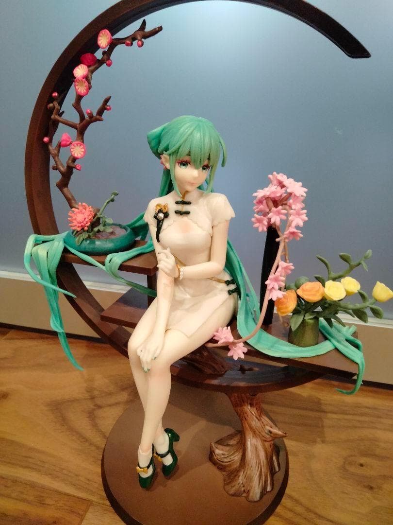 初音ミク フィギュア 1/7スケール VOCALOID 韶華Ver miku - メルカリ