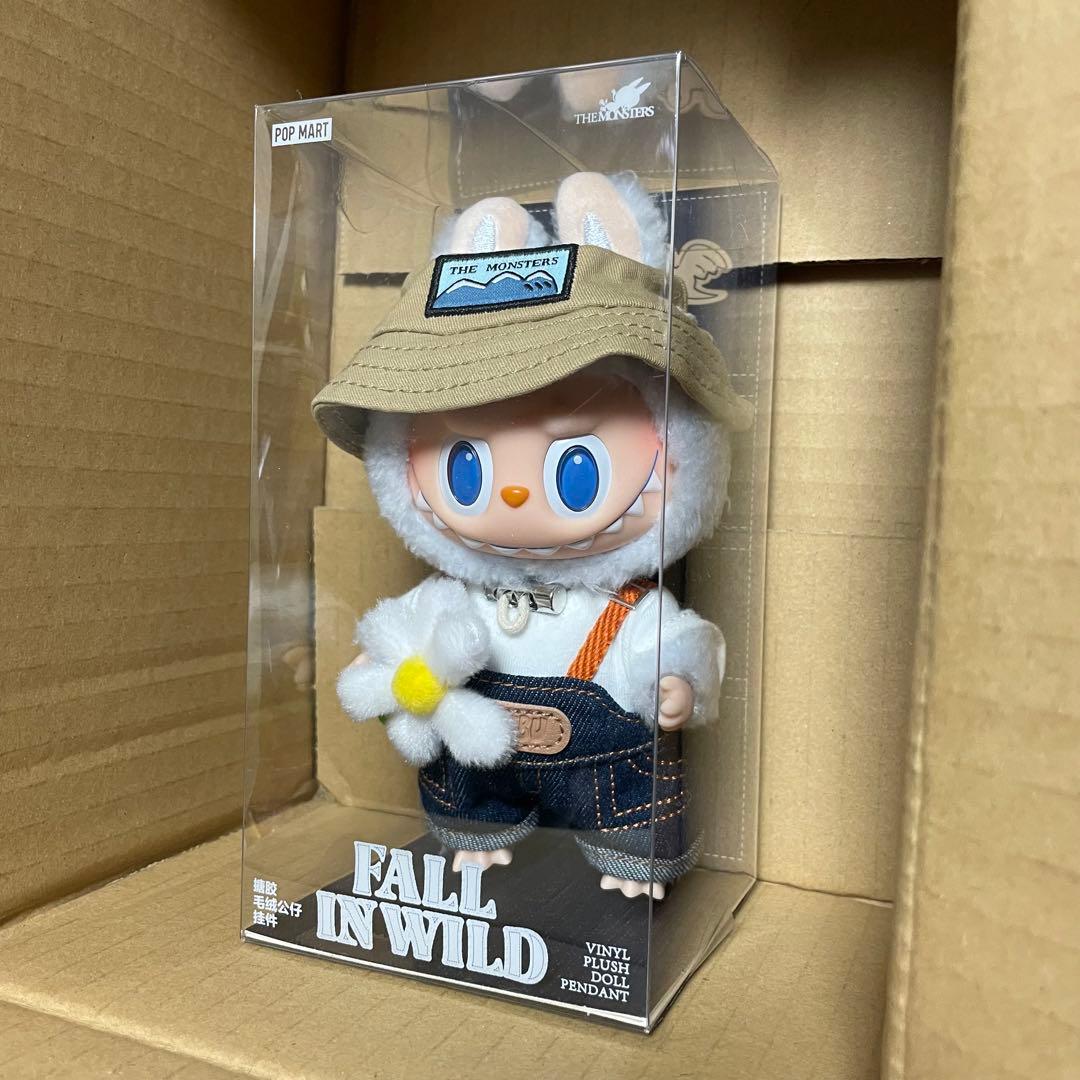 ラブブ FALL IN WILD ぬいぐるみペンダント - メルカリ