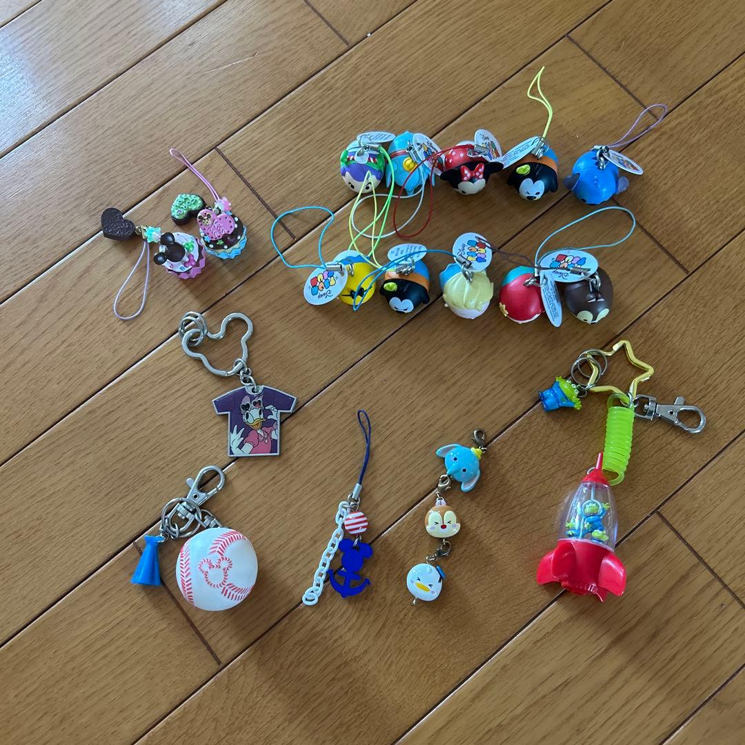 ディズニーストラップセット - メルカリ