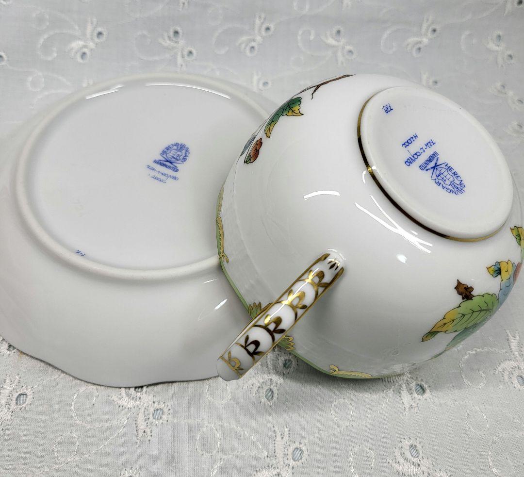 未使用近✨ヘレンド ヴィクトリアブーケ カップ&ソーサー 花 蝶 - メルカリ