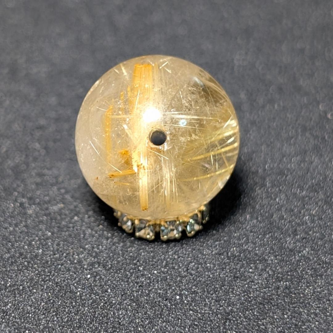 有馬英次　ゴールド タイチンルチル 13ミリ 1粒売り 貫通穴あり