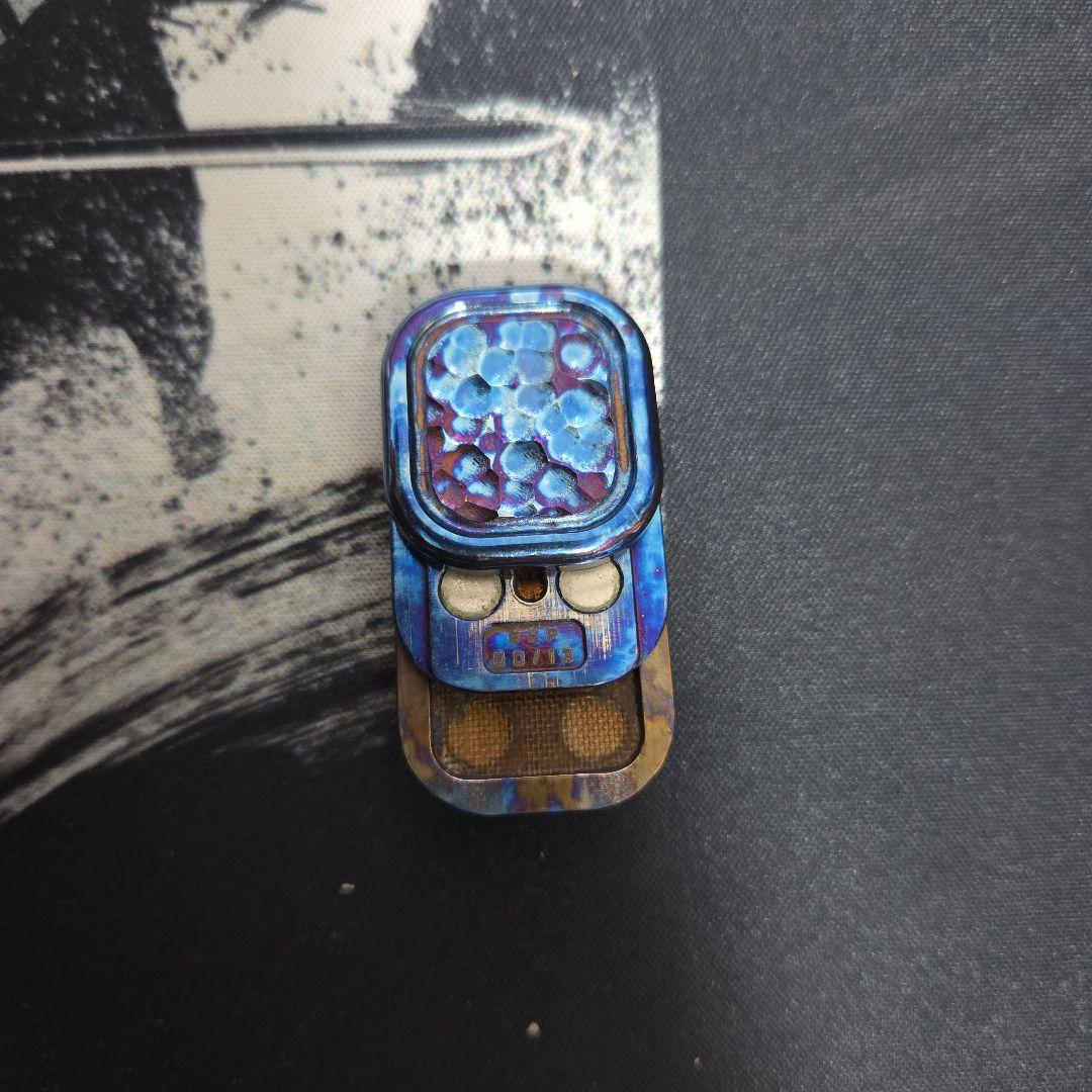 AXIZ Atto 缶バッジ 50個 あっと AXIZWAVE アクシズ