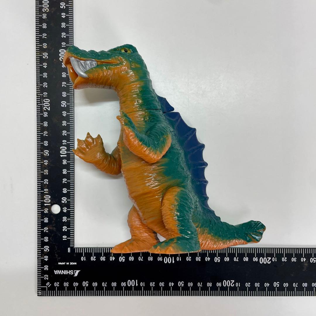 1972年製 中嶋製作所 海のトリトン サラマンドラ ソフビ - メルカリ