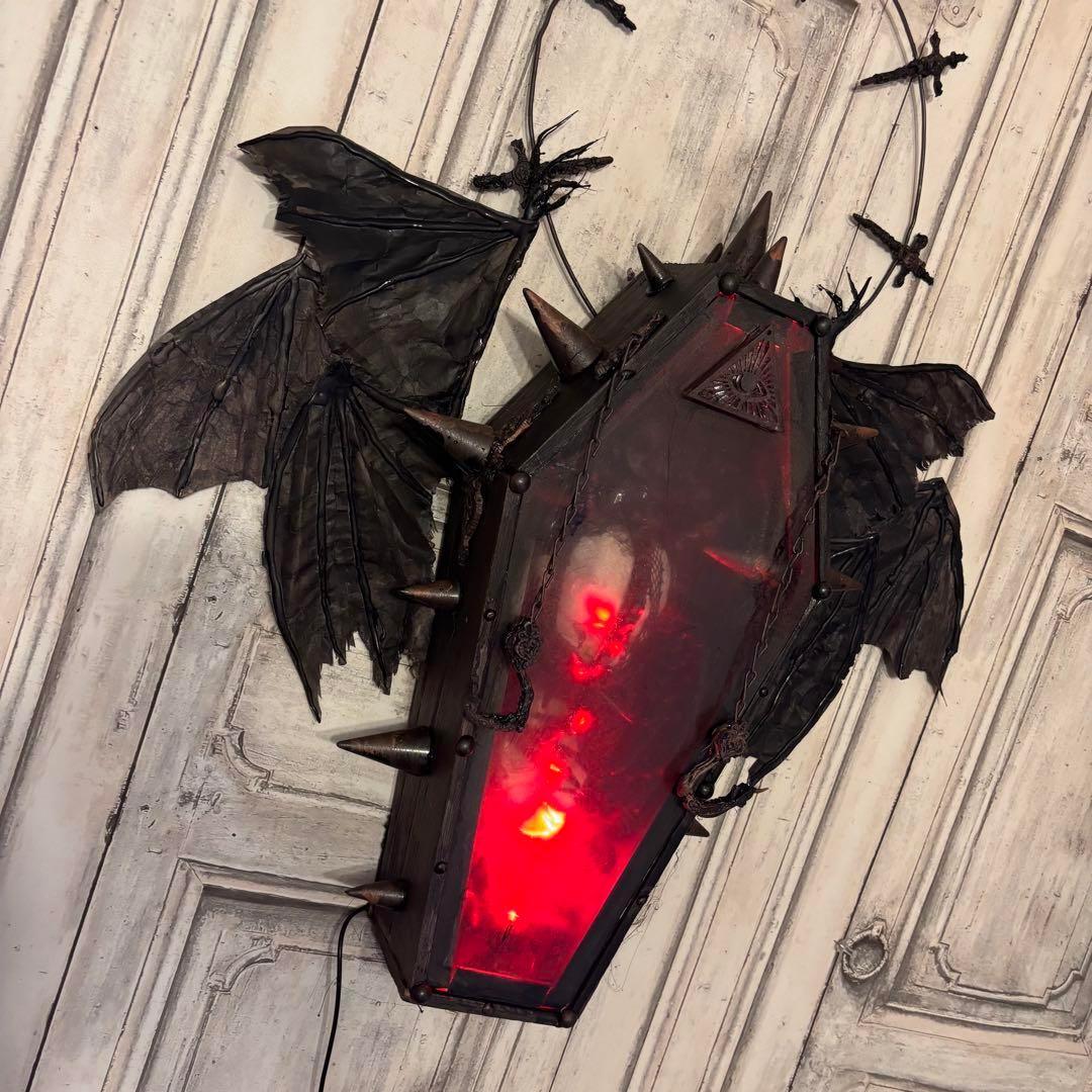 【Special Price】 血誓いの棺(拷問)オブジェ