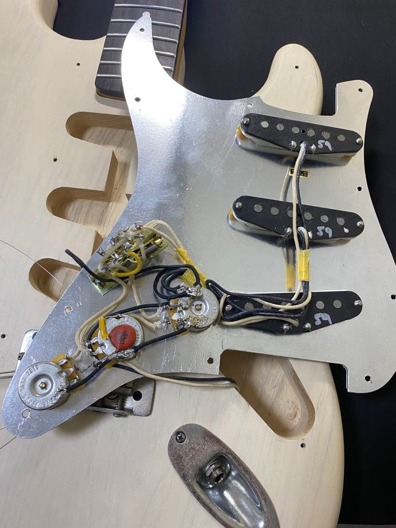 ヴィンテージブロンド・アッシュボディ 自作ストラトキャスター