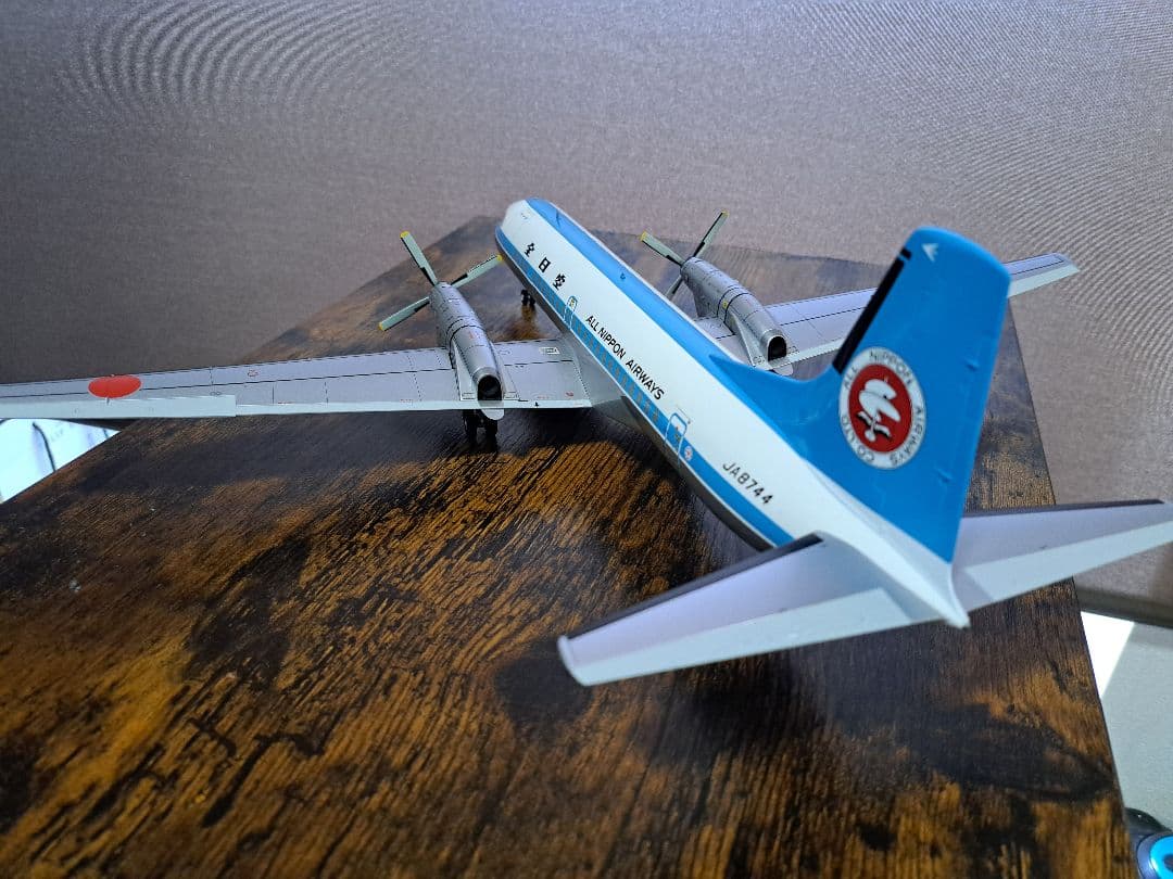 美品】ANA YS-11A モヒカン塗装 1/72 全日空商事 JA8744 - メルカリ