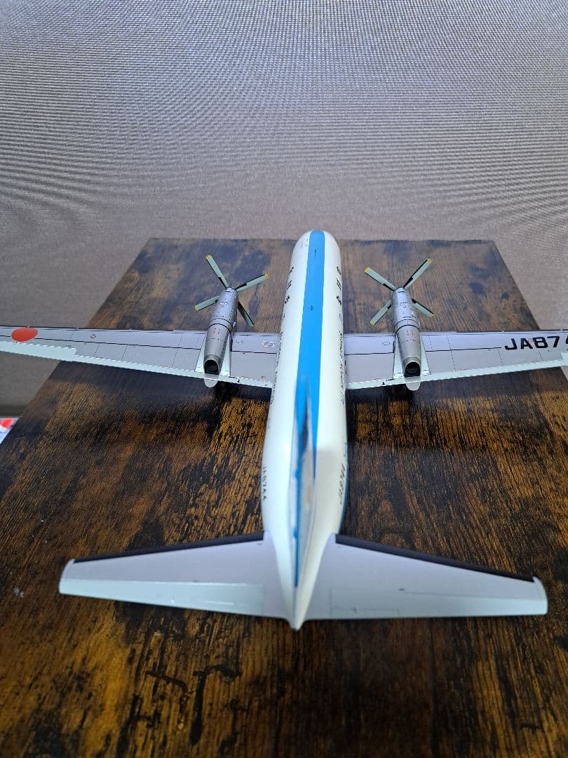 美品】ANA YS-11A モヒカン塗装 1/72 全日空商事 JA8744 - メルカリ