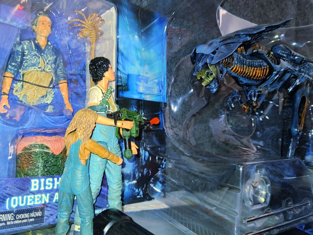 ネカ、エイリアン2[ビショップ] (Queen Attack!!) 未開封!! - メルカリ