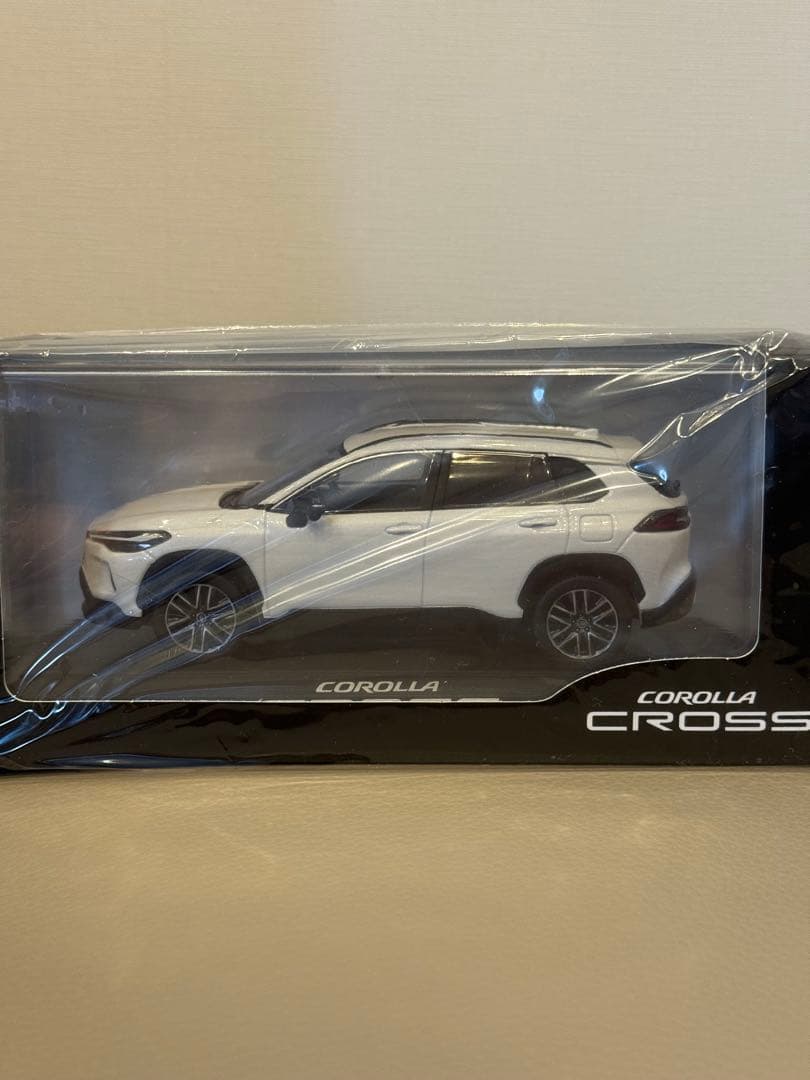 トヨタカローラクロスミニカー 楽天市場】トヨタ特注 1/30 トヨタ カローラクロスミニカー ＜218