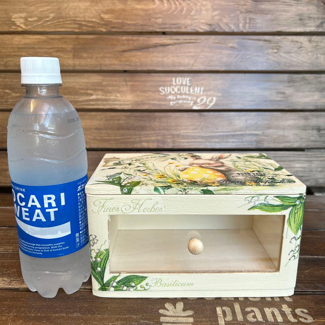 売切れリメイク 木製引き出しボックス グリーンと白い花 黄色いたまご