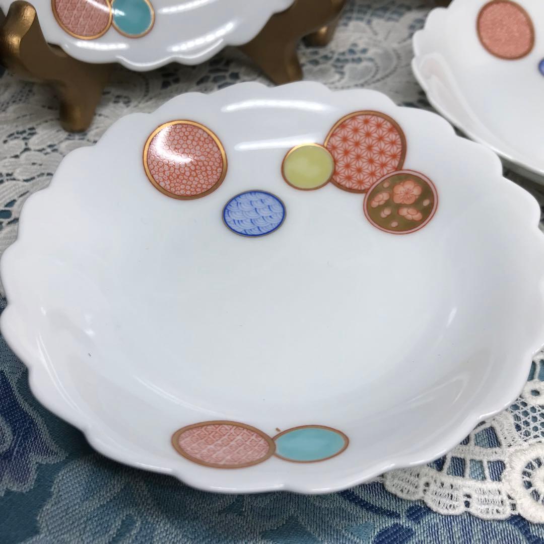 深川製磁 赤絵丸紋 銘々皿 5枚1セット(木箱入り) ＆ 丸鉢 1客