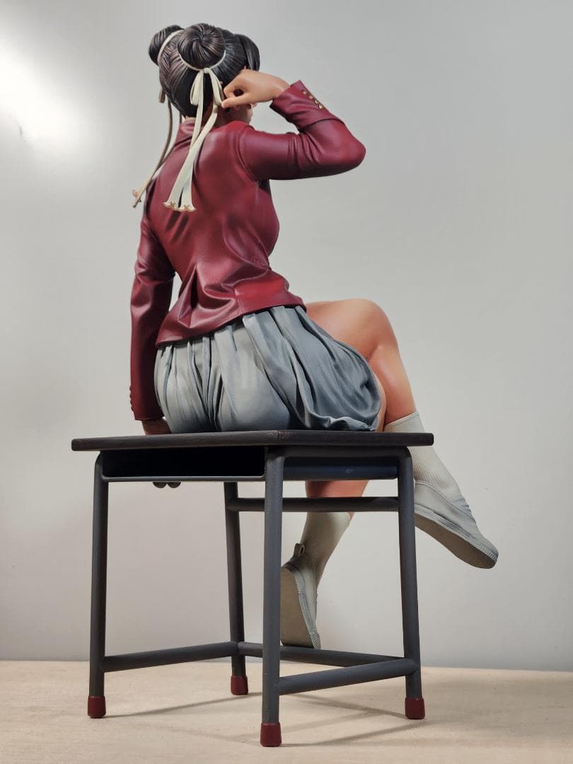 制服姿の春麗 ガレージキット塗装済み完成品