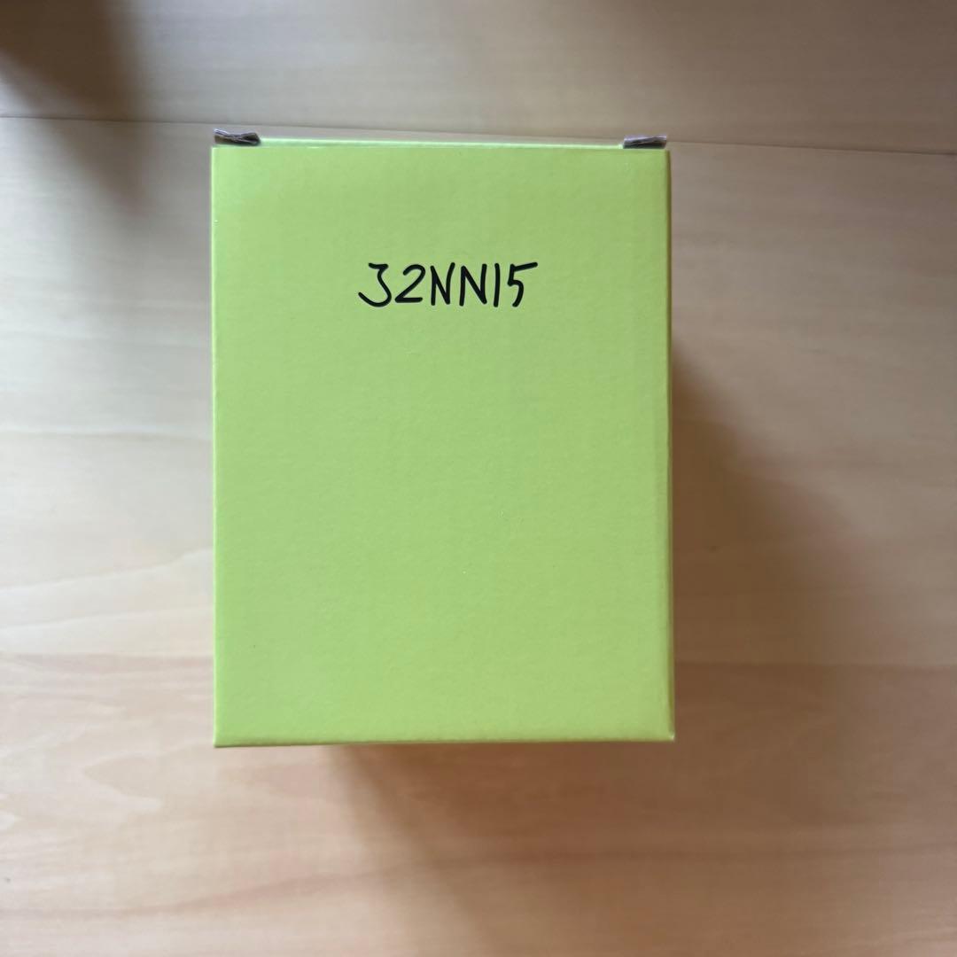 ★代官山蔦屋限定JENNIE写真展 J2NNI5 Scented Candle緑 JENNIE写真展 J2NNI5 POP UP代官山蔦屋書店 candle緑 - メルカリ