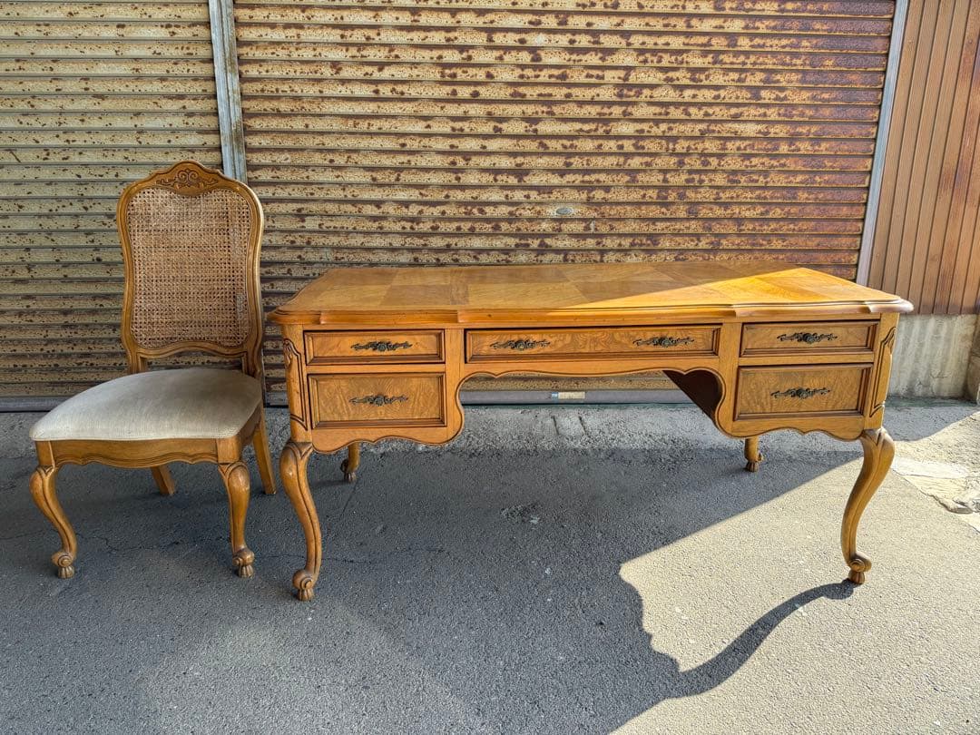 【O-1890】ロココ調 テーブル 机 デスク 書斎 アンティーク 楽天市場】デスク テーブル 机 アンティーク ロココ 家具 フレンチ