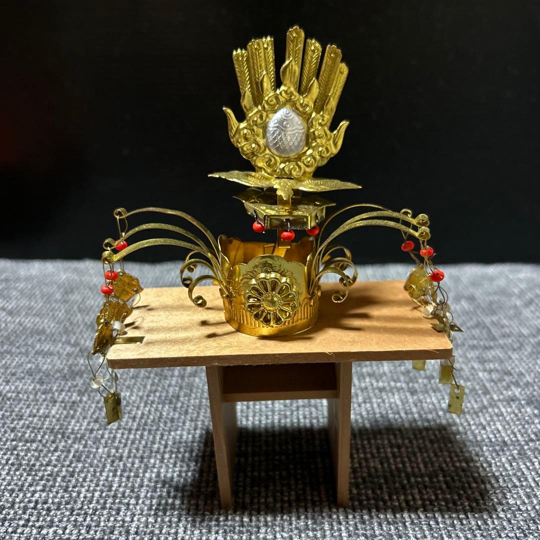 最終値下げ　8点セット 雛人形小道具　天冠飾り　お姫様冠　雛人形天冠　台座付き 天冠 雛人形 冠 お雛様 R5-1 ひな人形 ひな道具 雛道具 お道具 小道具