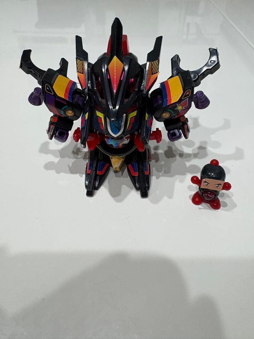 ビーダマン爆外伝　ハデスボンバーファイターコスモバージョン Amazon.co.jp: ? ハデスボンバーファイター ビーダマン爆外伝 : おもちゃ