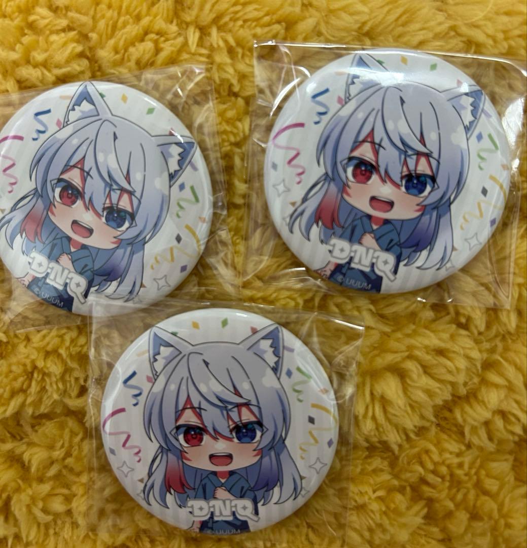 カラピチ どぬく 缶バッジ ぷぴぱ カラフルピーチ からぴち - メルカリ