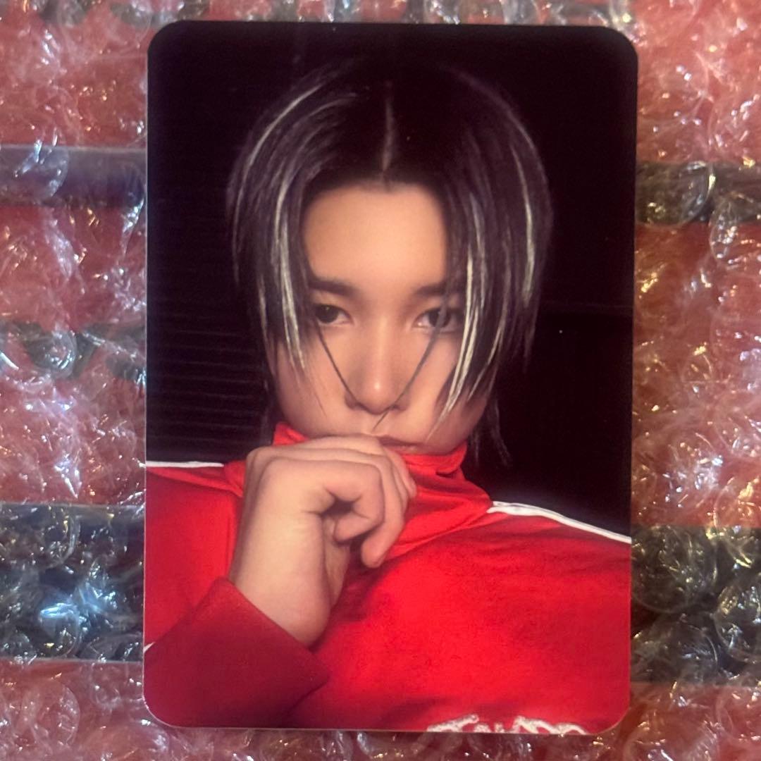 OneMall provides Mercari products: LNGSHOT ルイ Music Korea特典