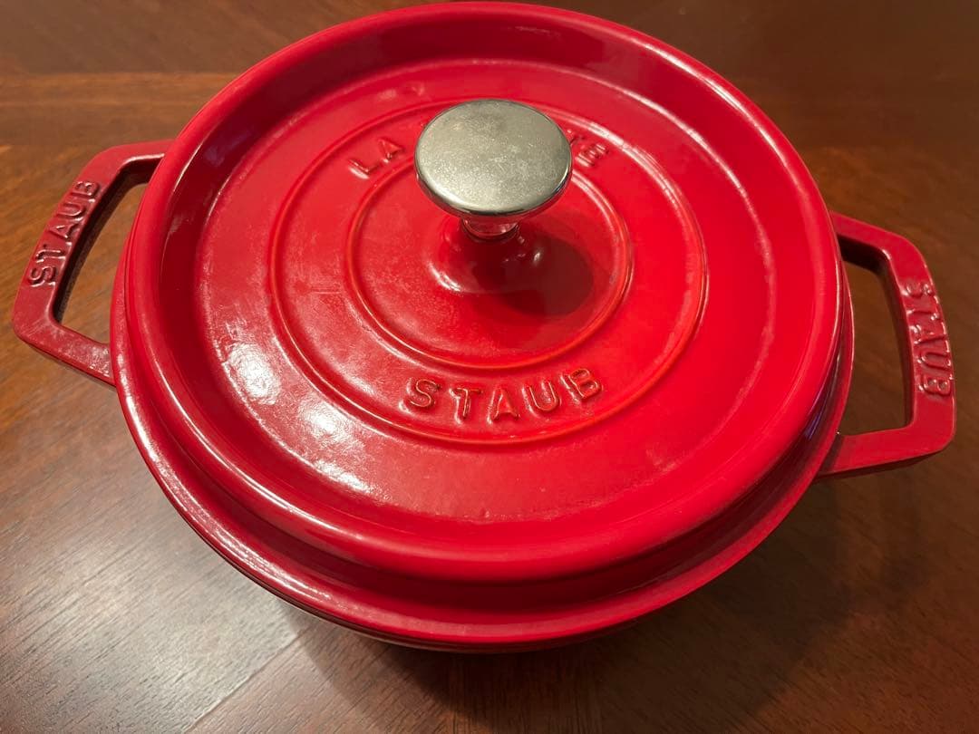 STAUB 両手鍋 赤 20cm - メルカリ