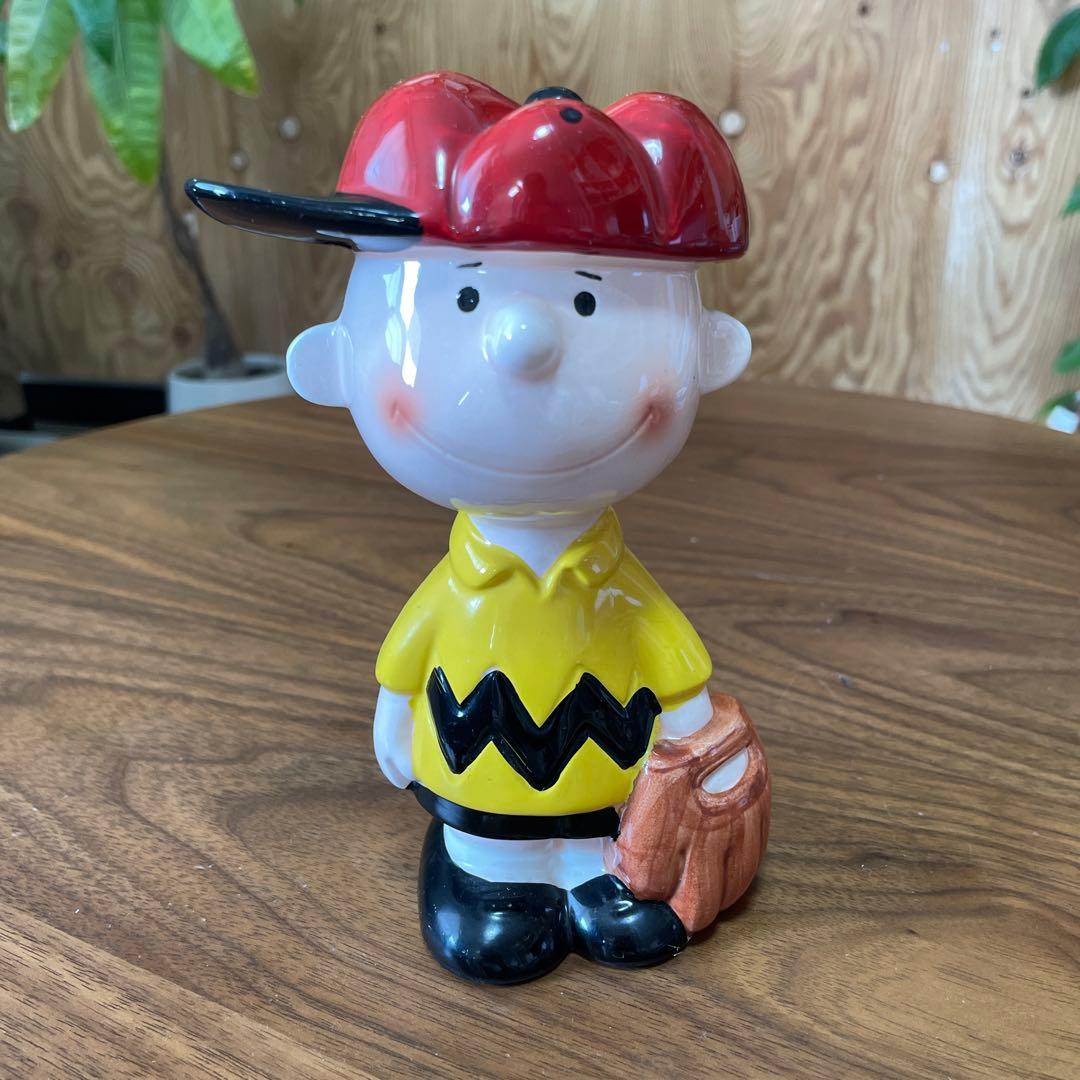 チャーリーブラウン 貯金箱 陶器 美品 - メルカリ