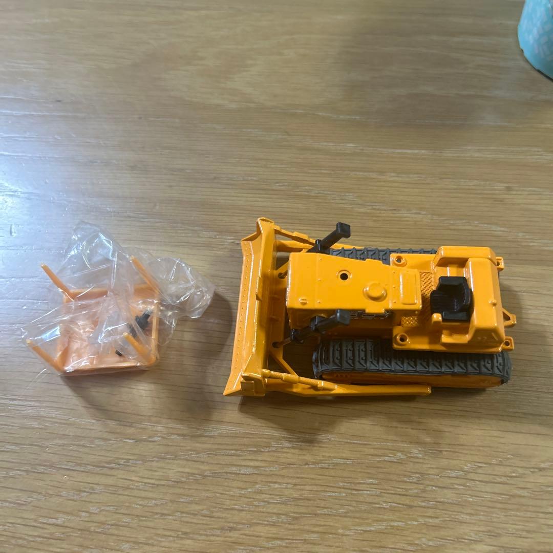 美品】トミカダンディNO32 小松 ブルドーザー D155A 箱、部品有 - メルカリ